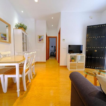 Patio Rialto Apartment Севилья Экстерьер фото